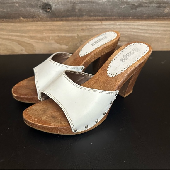 Bongo Stud Muffin Vintage Y2K White Leather and Wooden Open Toe Mules Size 9 - Picture 1 of 11